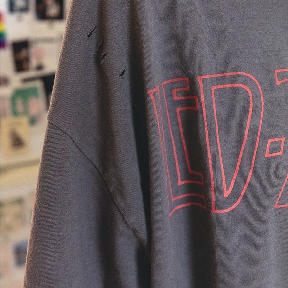 Led Zeppelin USA 1977 Oversized Destroyed Tee - Picture 3 of 3